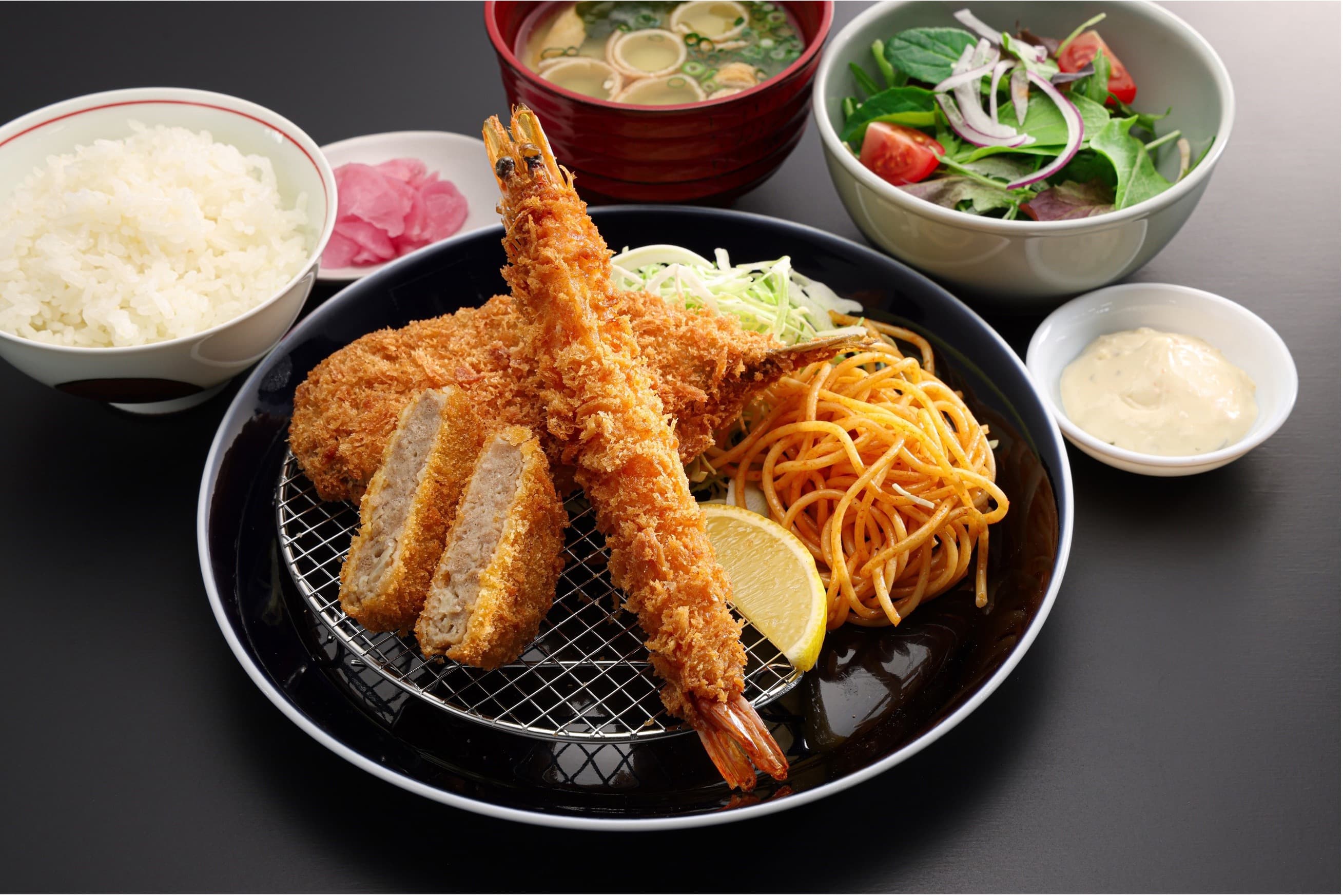 ミックスフライ定食